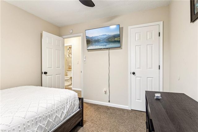 1937 Darnell DR, Virginia Beach, VA 23455