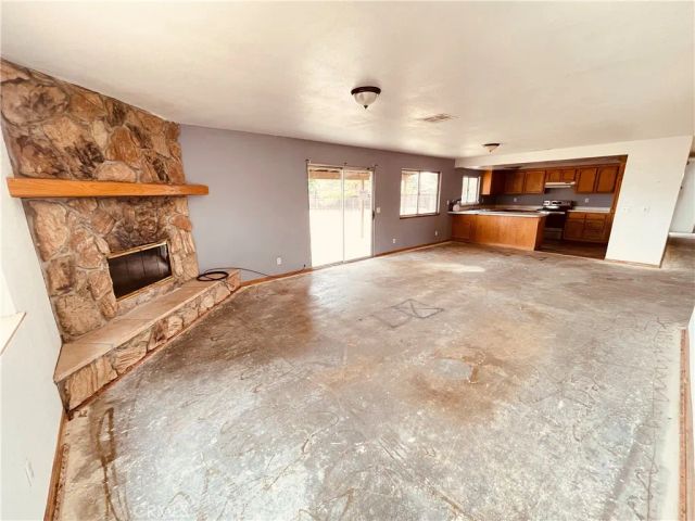 15151 Tonikan Court, Apple Valley, CA 92307