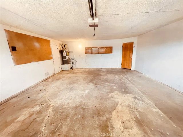 15151 Tonikan Court, Apple Valley, CA 92307