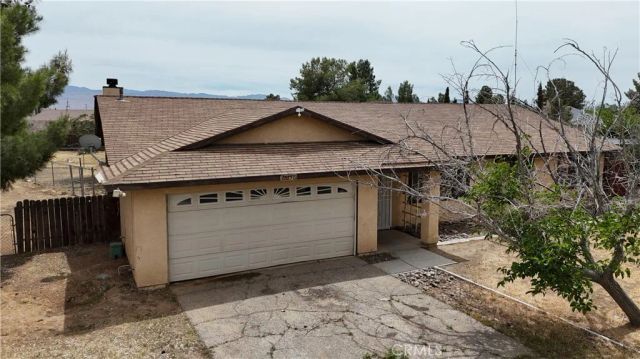 15151 Tonikan Court, Apple Valley, CA 92307
