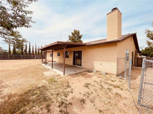 15151 Tonikan Court, Apple Valley, CA 92307