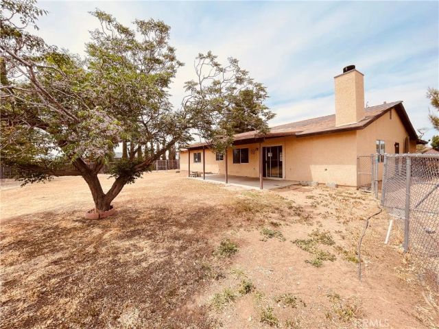 15151 Tonikan Court, Apple Valley, CA 92307