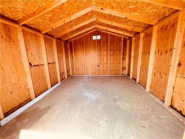 15151 Tonikan Court, Apple Valley, CA 92307