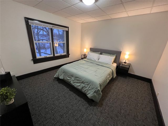 215 E Green Street, West Branch, IA 52358