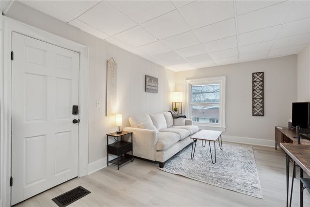 215 E Green Street, West Branch, IA 52358