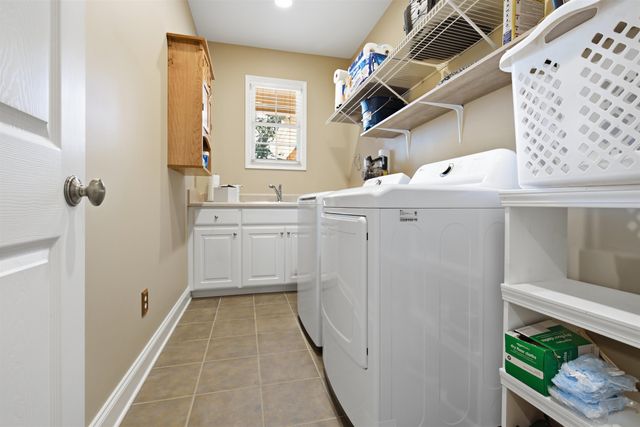 424 Harbour View Drive, Chesnee, SC 29323