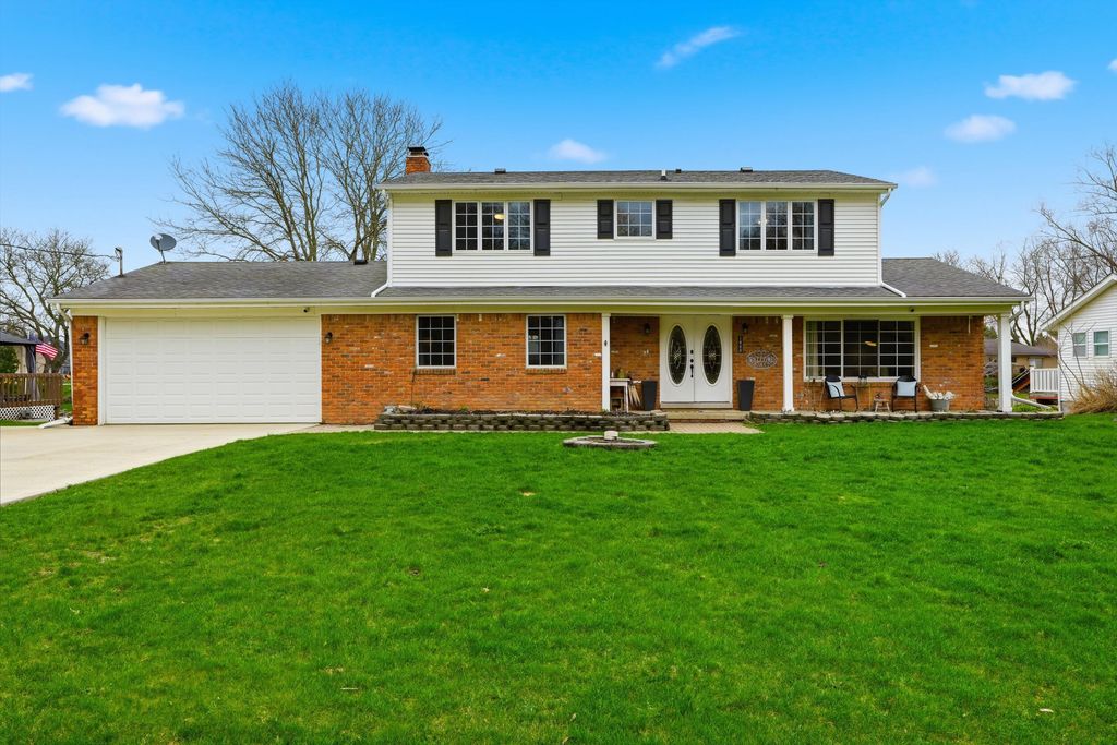 1888 Squaw Lagoon Drive, Oxford Twp, MI 48371