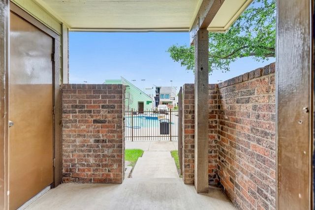 3109 Sondra Drive 107, Fort Worth, TX 76107