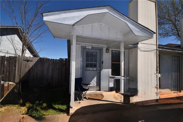 2521 RIVERWYND Drive, Alexandria, LA 71301