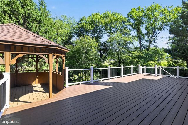 11 ARGOSY CT, Gaithersburg, MD 20878