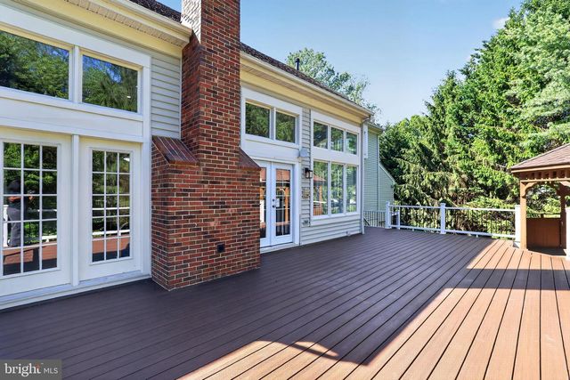11 ARGOSY CT, Gaithersburg, MD 20878