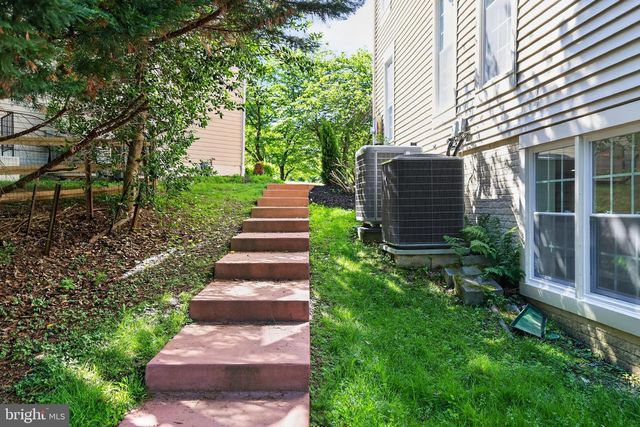 11 ARGOSY CT, Gaithersburg, MD 20878