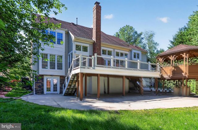 11 ARGOSY CT, Gaithersburg, MD 20878