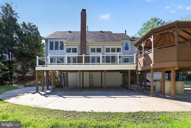 11 ARGOSY CT, Gaithersburg, MD 20878