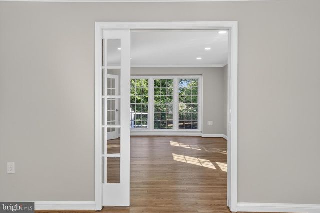 11 ARGOSY CT, Gaithersburg, MD 20878