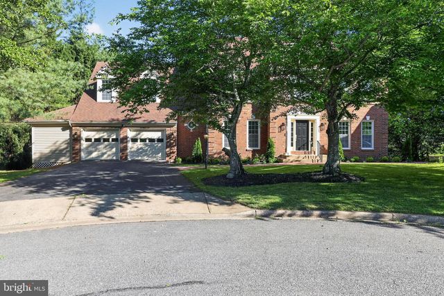 11 ARGOSY CT, Gaithersburg, MD 20878