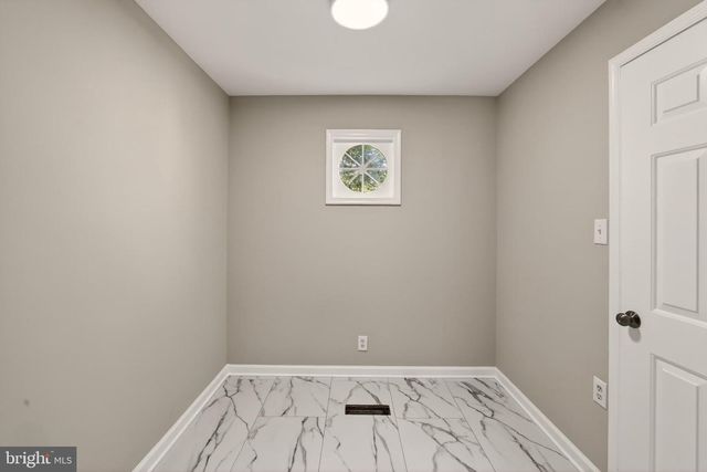 11 ARGOSY CT, Gaithersburg, MD 20878