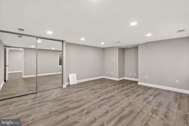 11 ARGOSY CT, Gaithersburg, MD 20878