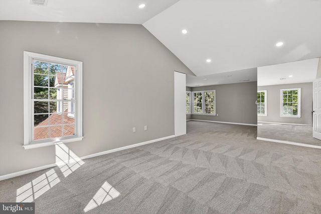 11 ARGOSY CT, Gaithersburg, MD 20878