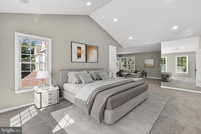 11 ARGOSY CT, Gaithersburg, MD 20878