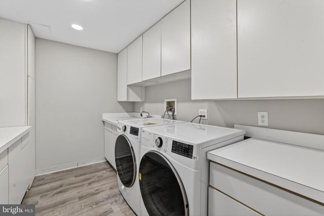 11 ARGOSY CT, Gaithersburg, MD 20878