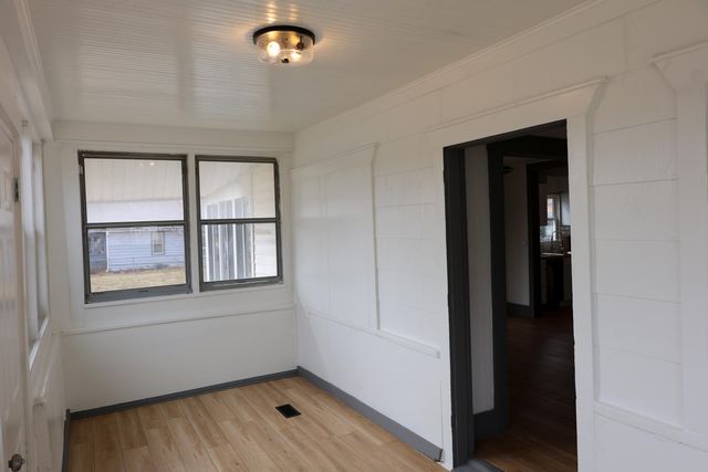 2530 S 10TH Street, Council Bluffs, IA 51501