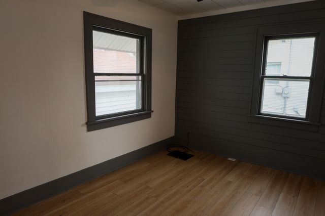 2530 S 10TH Street, Council Bluffs, IA 51501