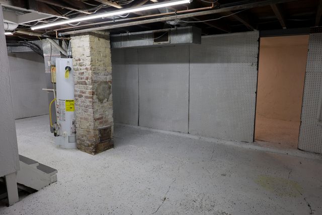 2530 S 10TH Street, Council Bluffs, IA 51501