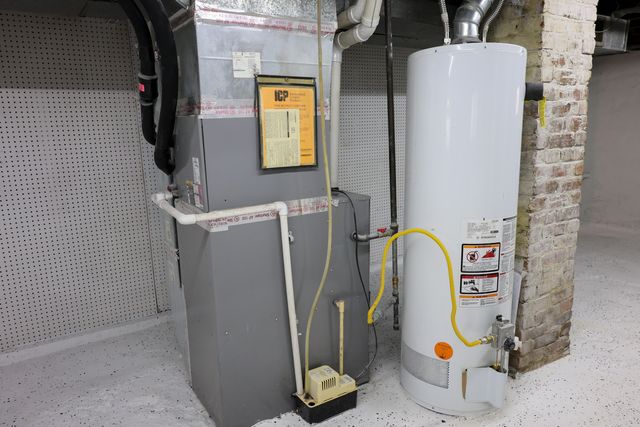 2530 S 10TH Street, Council Bluffs, IA 51501