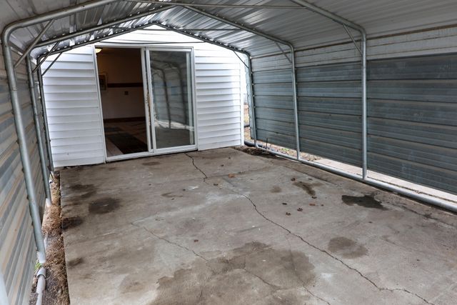 2530 S 10TH Street, Council Bluffs, IA 51501