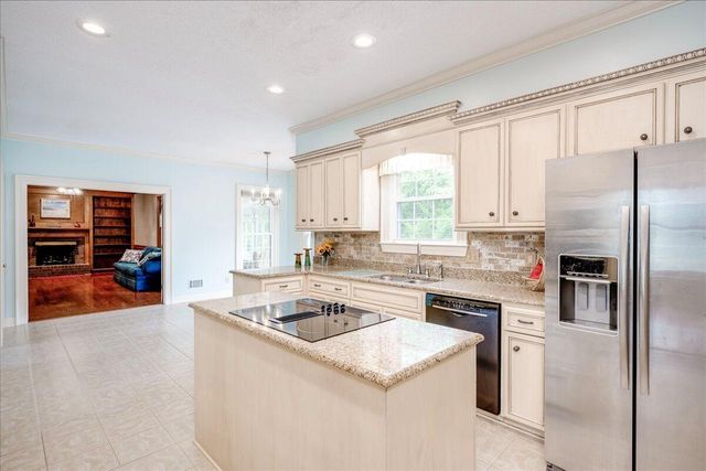 2047 Pheasant Creek Drive, Martinez, GA 30907