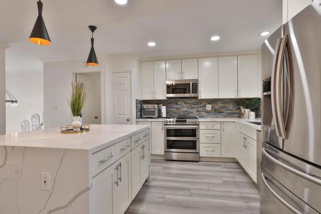 1619 Hallbrook Drive, San Jose, CA 95124