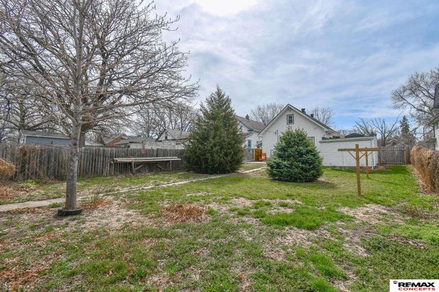 624 A Street, Lincoln, NE 68502