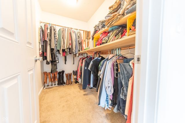 4613 Clairmont Drive, Columbus, IN 47203