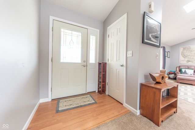 4613 Clairmont Drive, Columbus, IN 47203