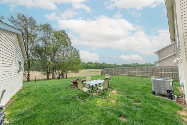 4613 Clairmont Drive, Columbus, IN 47203