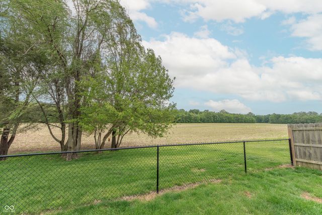 4613 Clairmont Drive, Columbus, IN 47203