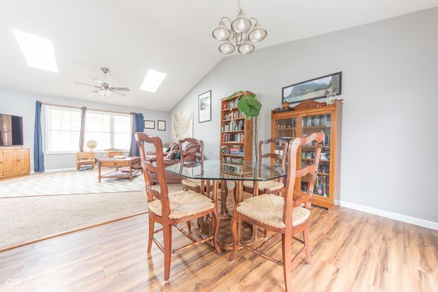4613 Clairmont Drive, Columbus, IN 47203