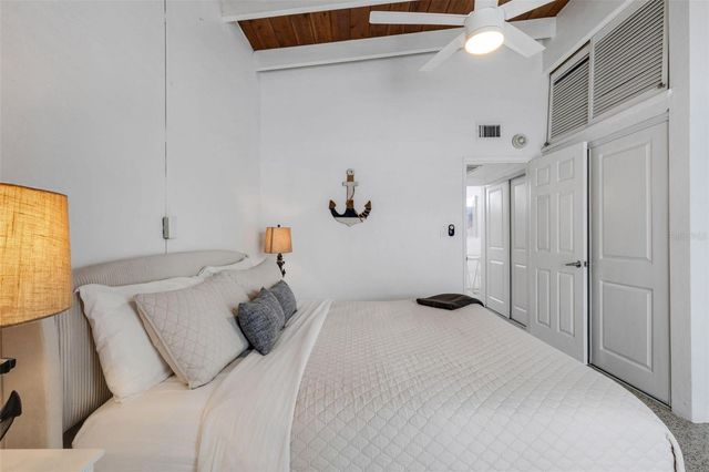 1129 SEASIDE DRIVE 7, Sarasota, FL 34242