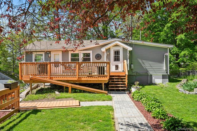 59 Deer Trail S, Greenwood Lake, NY 10925