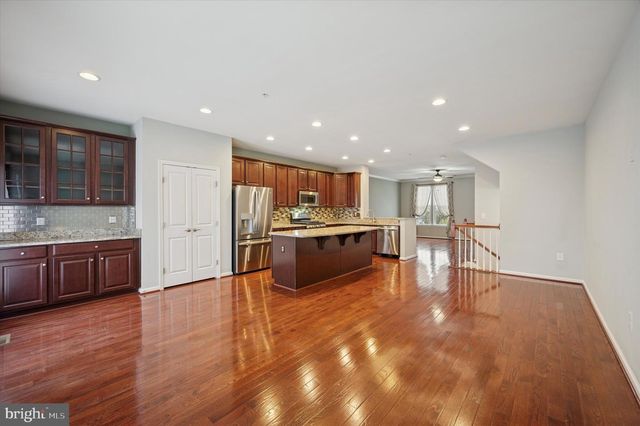 907 SUSAN CIR, North Wales, PA 19454