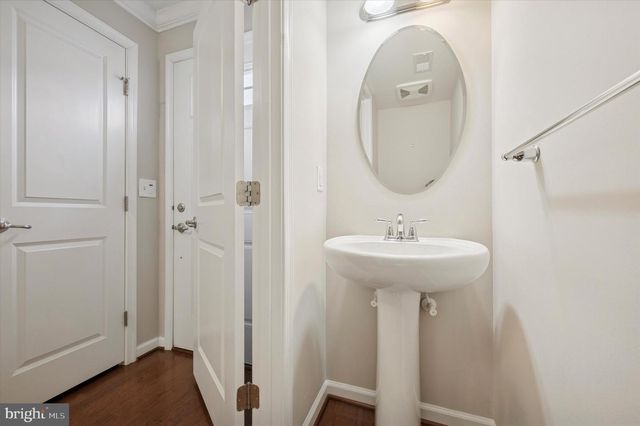 907 SUSAN CIR, North Wales, PA 19454