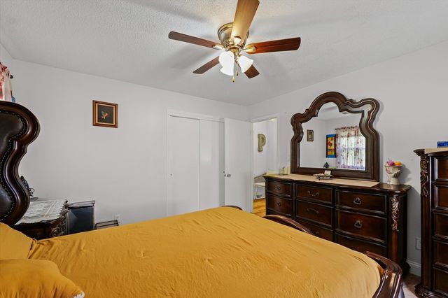 101 Thornhill Drive, Danville, IL 61832