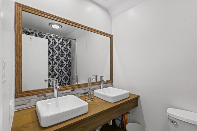 101 Thornhill Drive, Danville, IL 61832