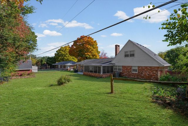 101 Thornhill Drive, Danville, IL 61832