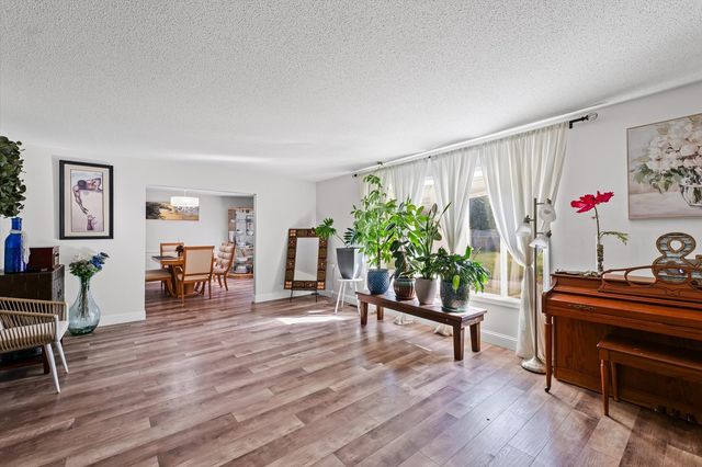 101 Thornhill Drive, Danville, IL 61832