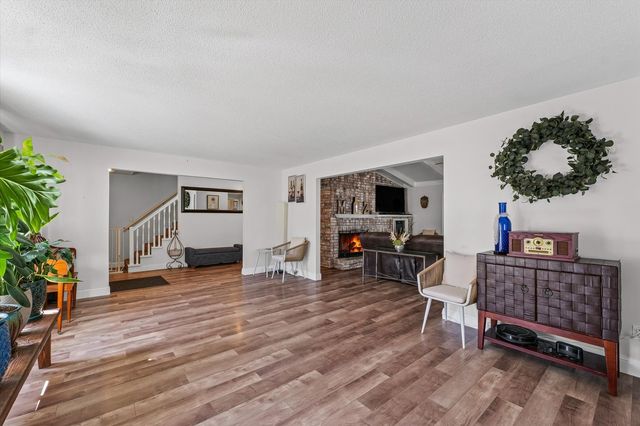 101 Thornhill Drive, Danville, IL 61832