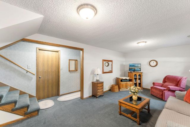 3645 Rolling View Drive, White Bear Lake, MN 55110