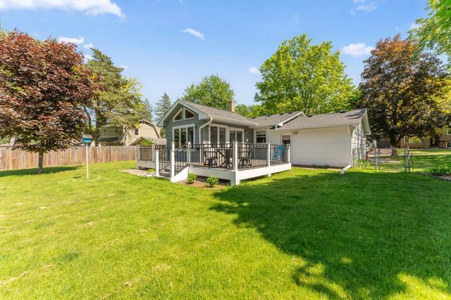 3645 Rolling View Drive, White Bear Lake, MN 55110