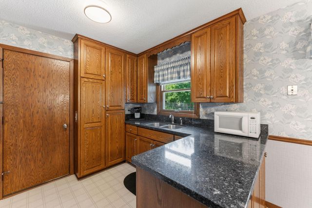 3645 Rolling View Drive, White Bear Lake, MN 55110
